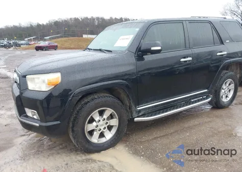 2013 Toyota 4Runner Sr5 z USA, uszkodzony, nr VIN JTEBU5JR7D5124021